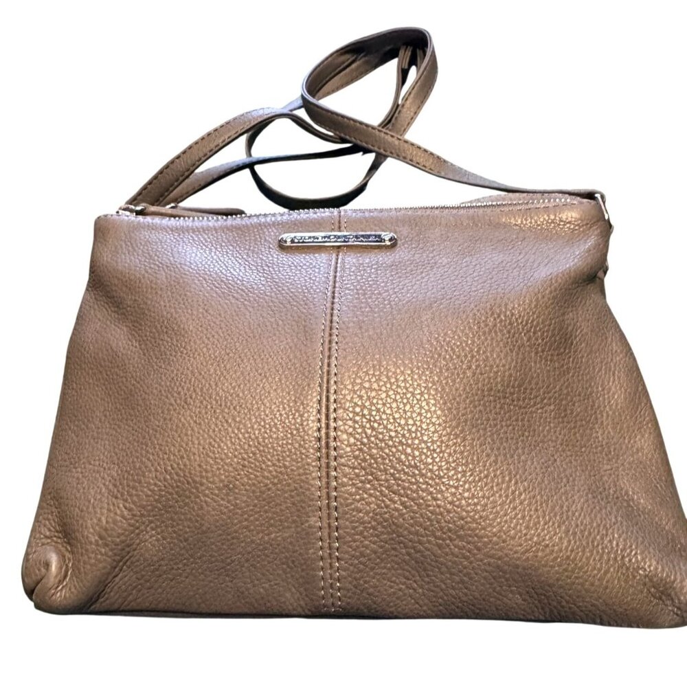 Stone Mountain USA Womens Gray Pebbled Leather Crossbody Bag Minimal